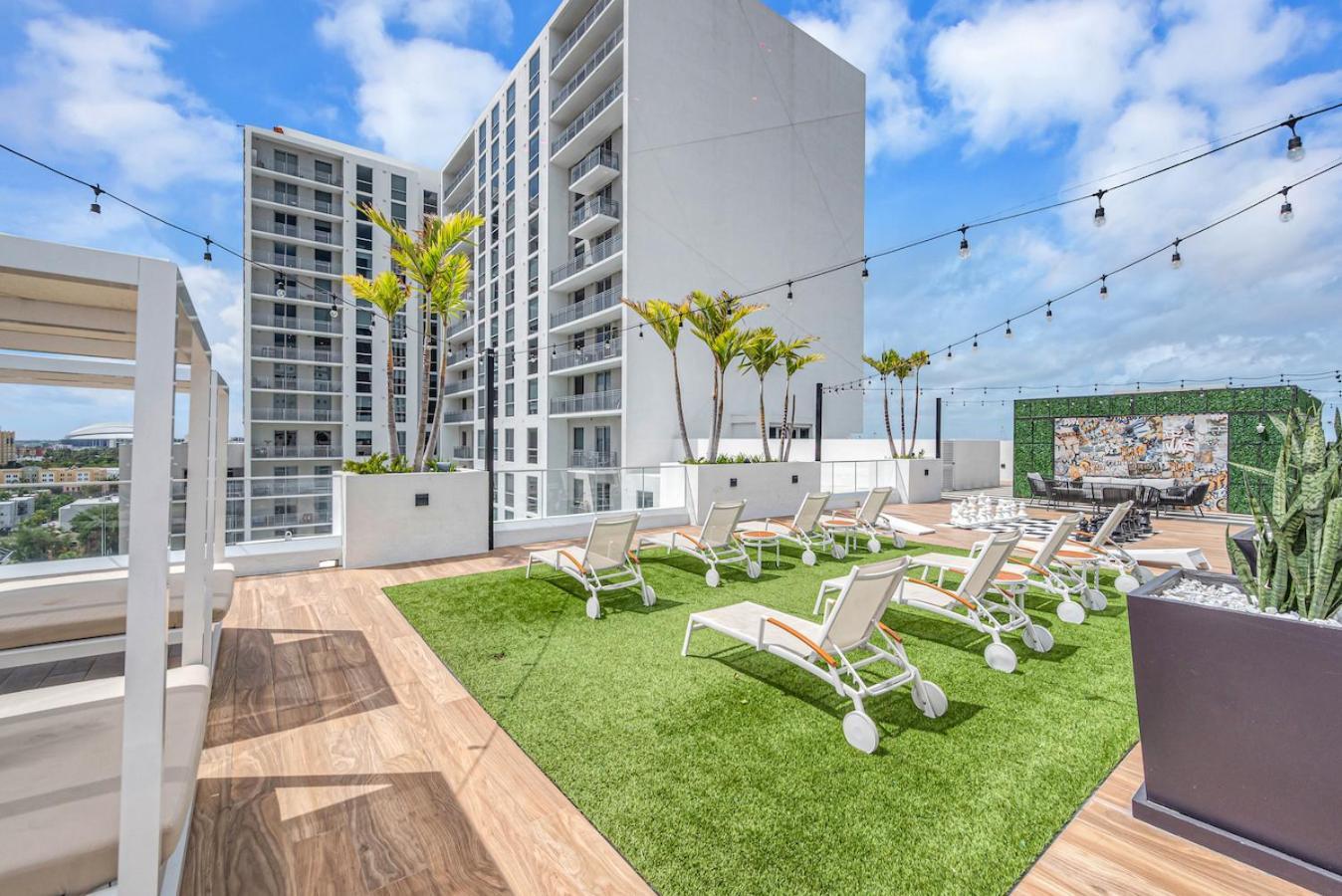 Апартаменты Modern Unit Mins From Brickell With Free Parking Майами Экстерьер фото