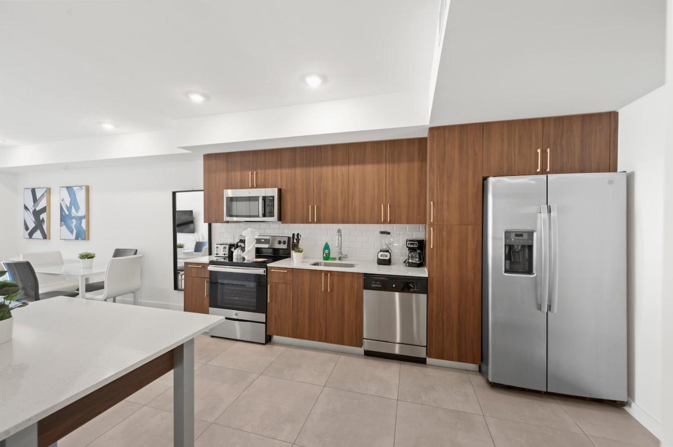 Апартаменты Modern Unit Mins From Brickell With Free Parking Майами Экстерьер фото
