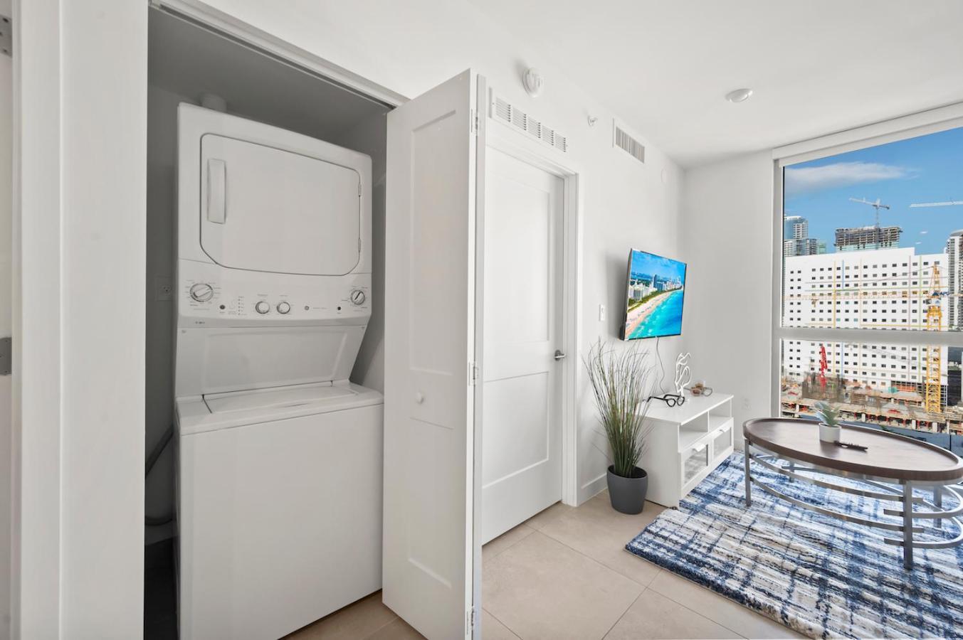 Апартаменты Modern Unit Mins From Brickell With Free Parking Майами Экстерьер фото